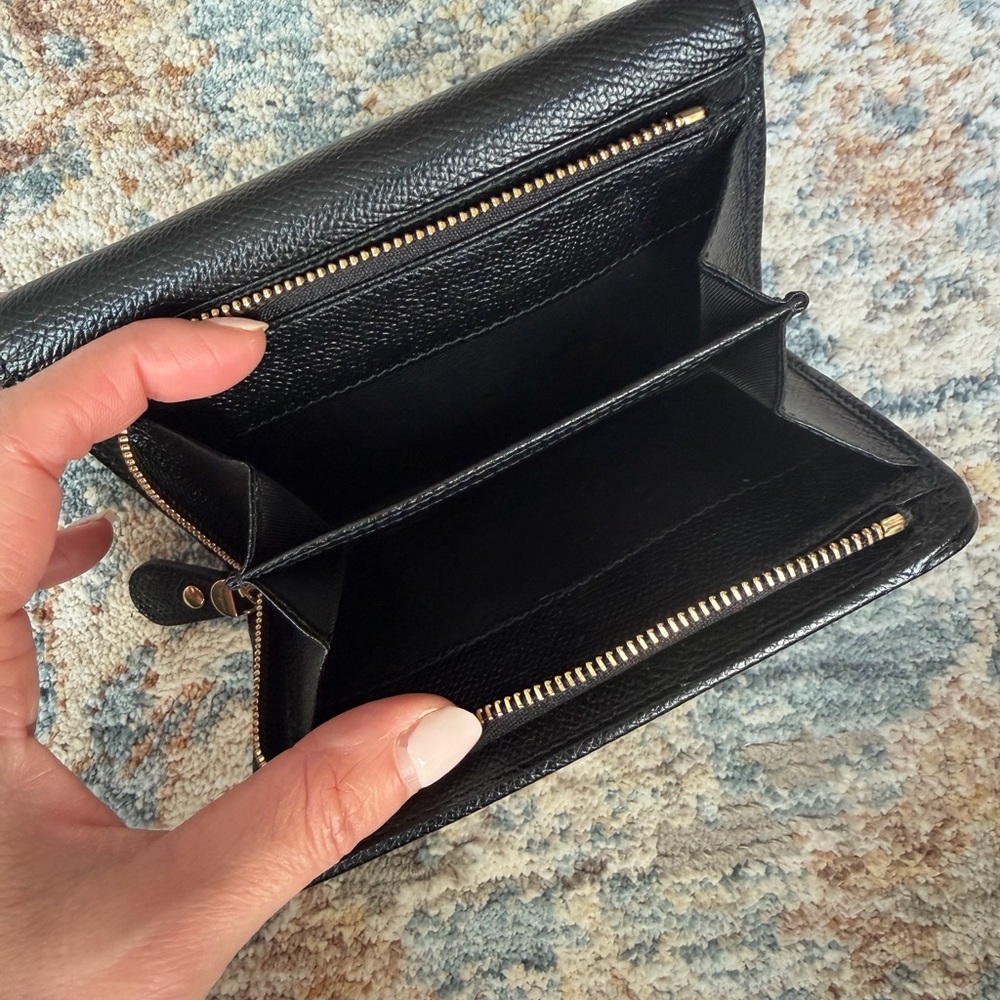Salvatore Ferragamo wallet in amazing condition - Picture 6 of 6